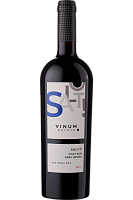 VINUM Estate Pinot Noir & Rara Neagra